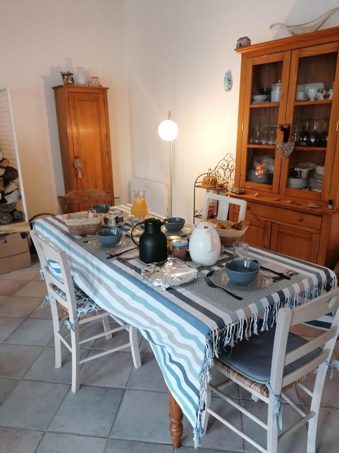 Chambre D'Hotes Esprit De Famille Landreville 외부 사진